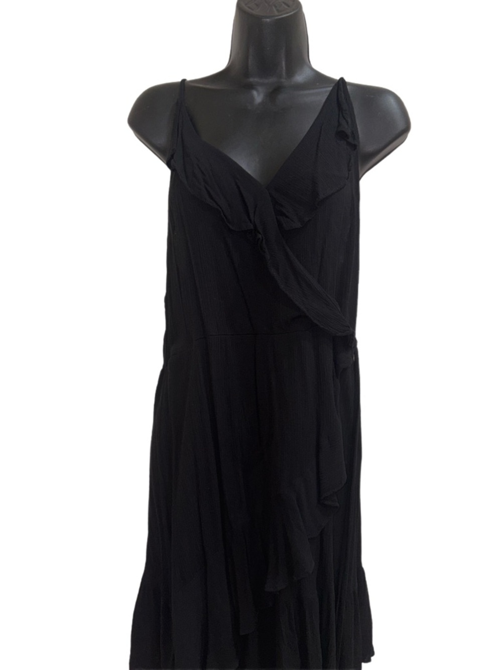 Black Ruffle V-Neck Sleeveless Dress ❤️
